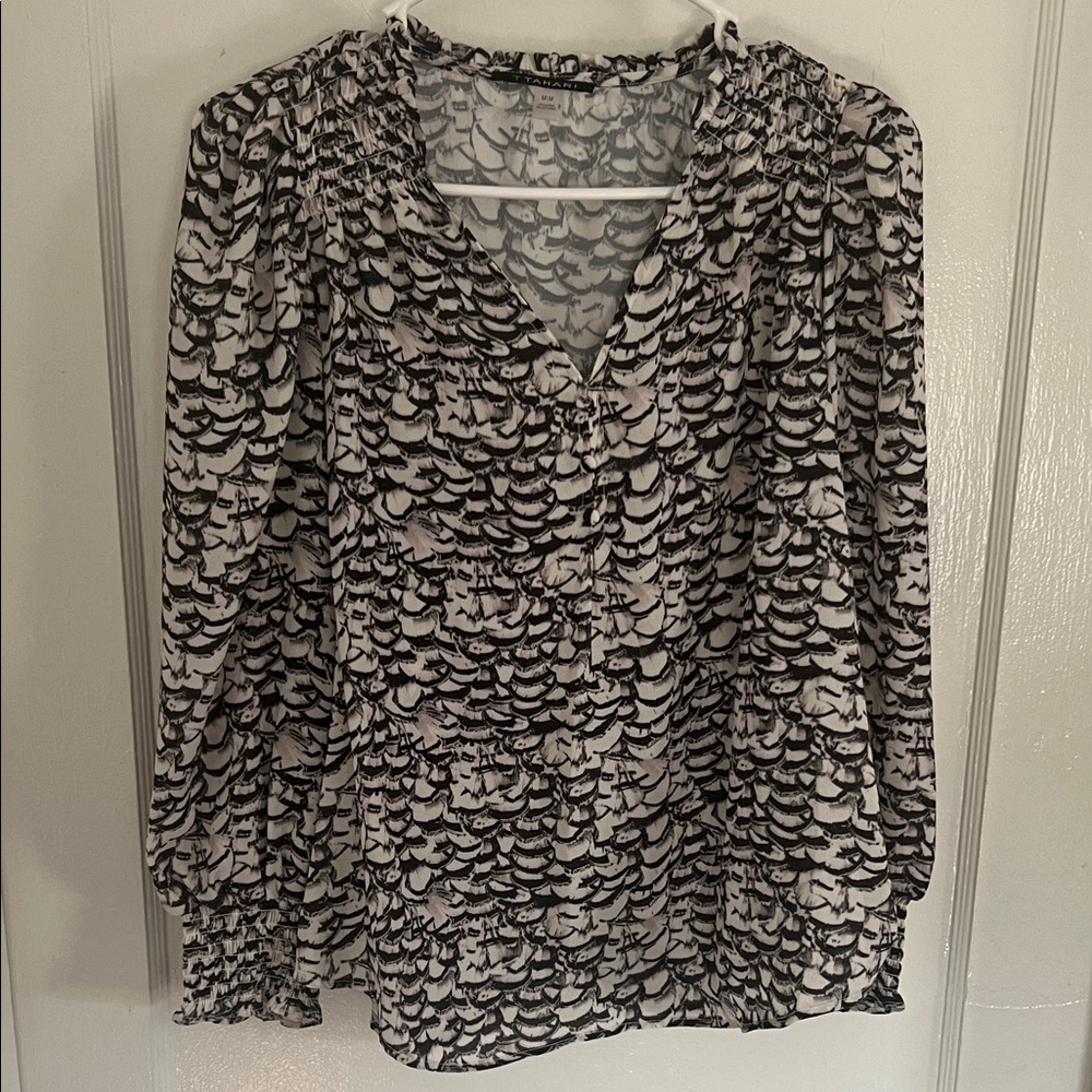 T Tahari Monochrome Patterned Blouse